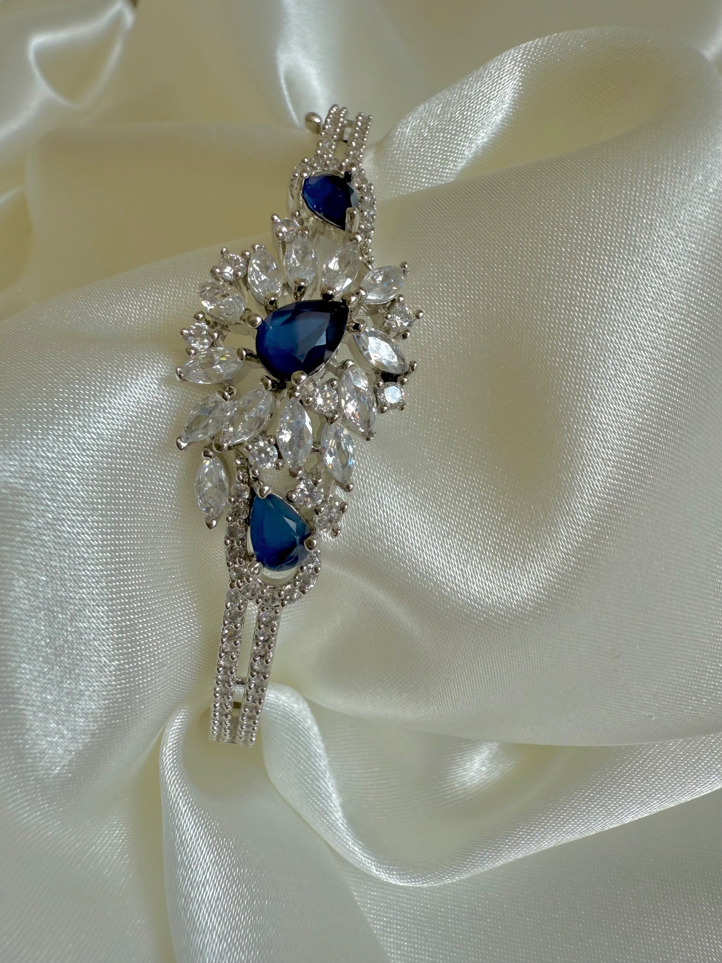 Eva Bracelet