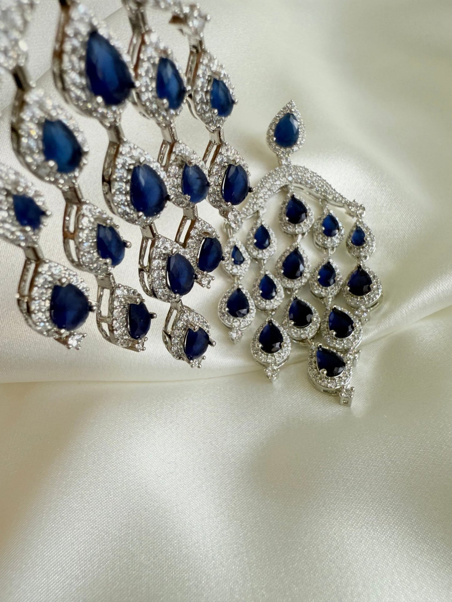 Jasmin Earrings - Dsapphire