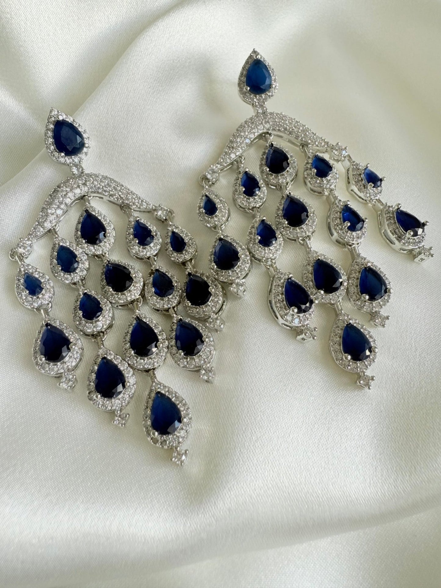 Jasmin Earrings - Dsapphire