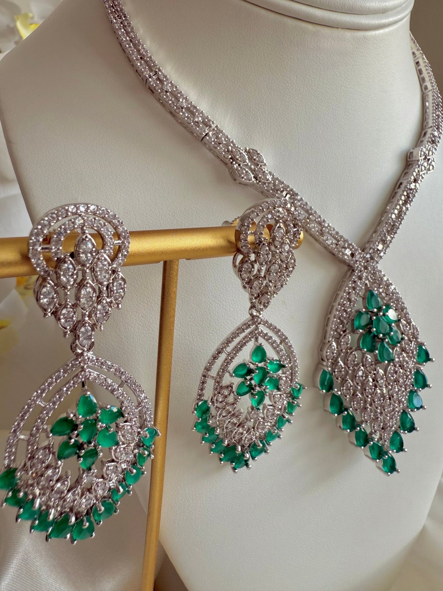 Raha Set - Dsapphire