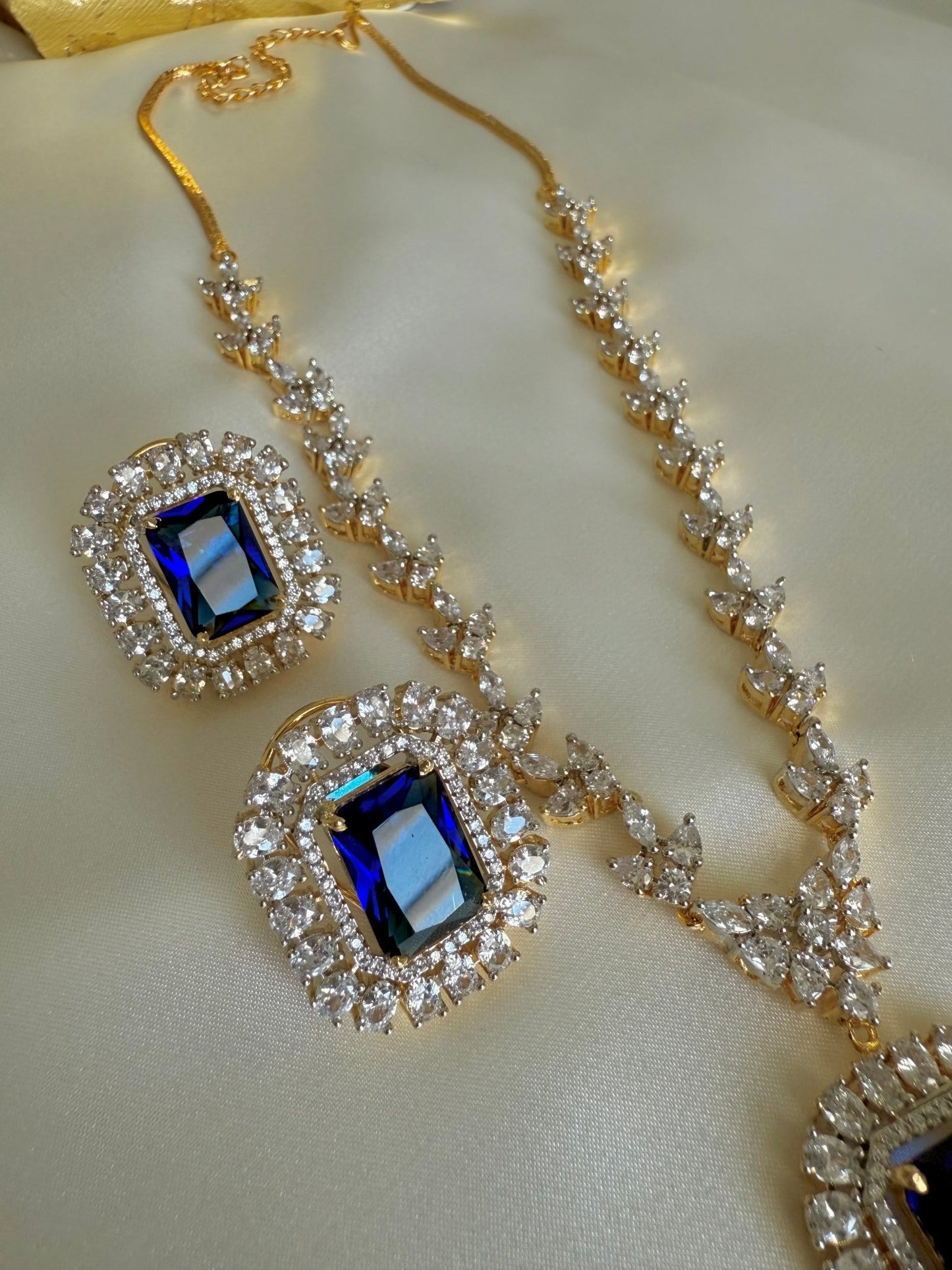 Scarlett Set - Dsapphire