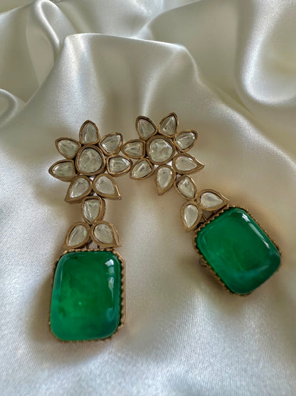 Kashish Earrings - Dsapphire