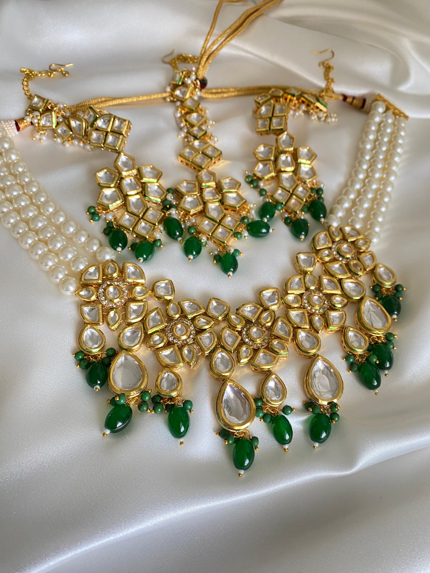 Premium Kundan Necklace Set