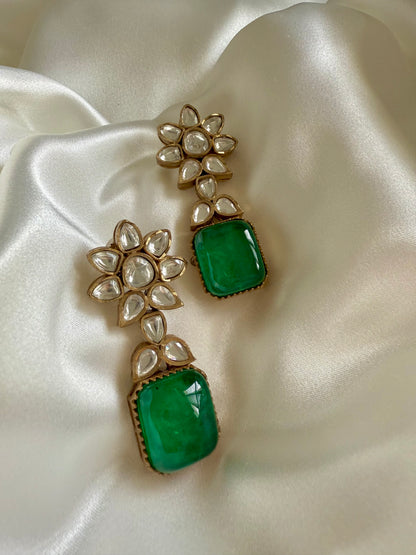 Kashish Earrings - Dsapphire