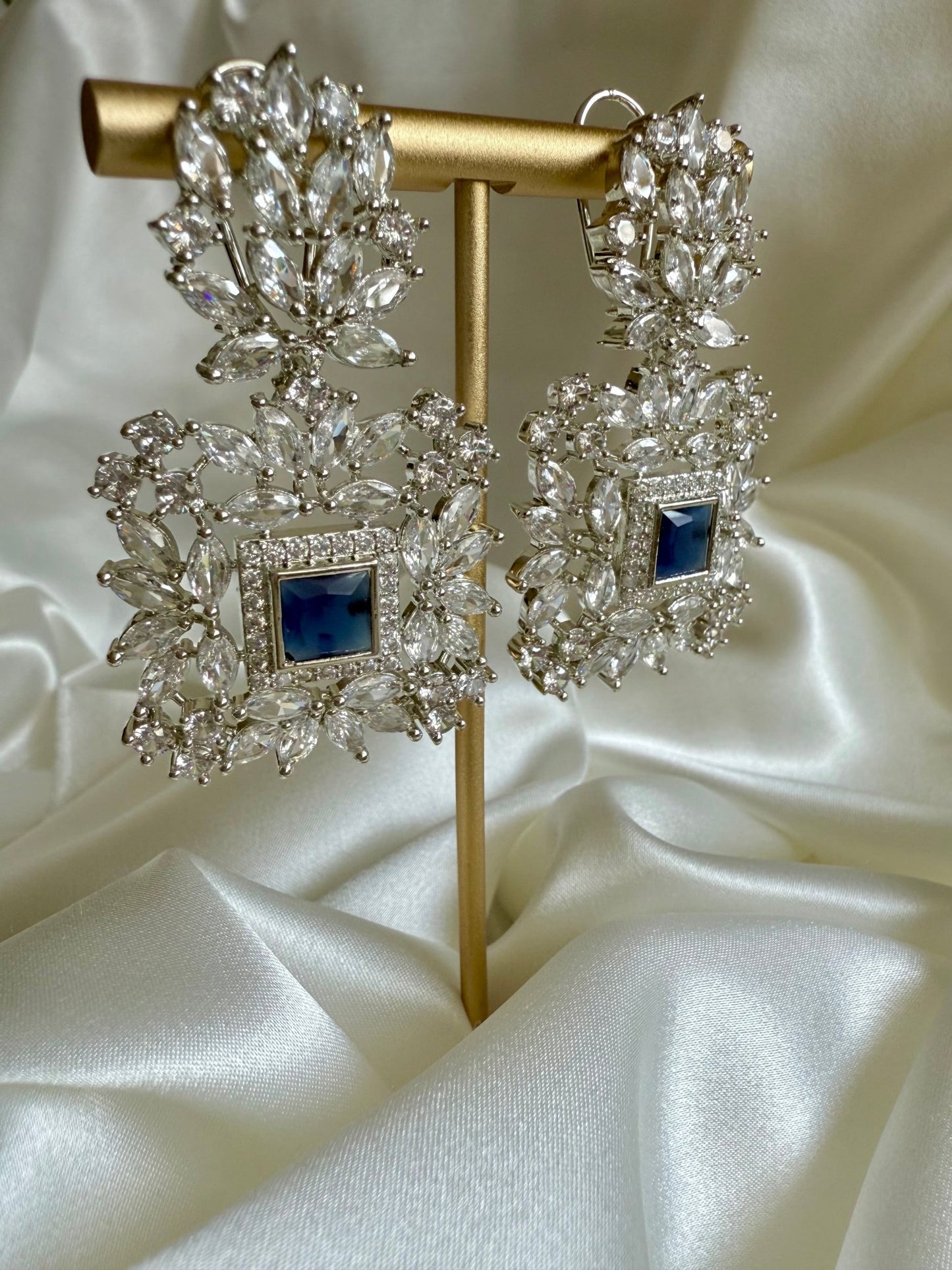 Amaira Earrings - Dsapphire