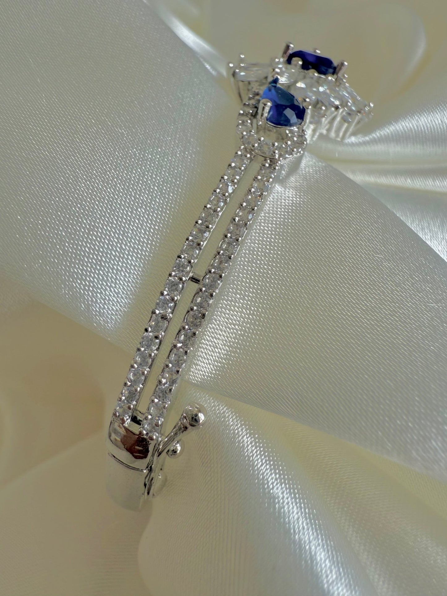 Eva Bracelet - Dsapphire