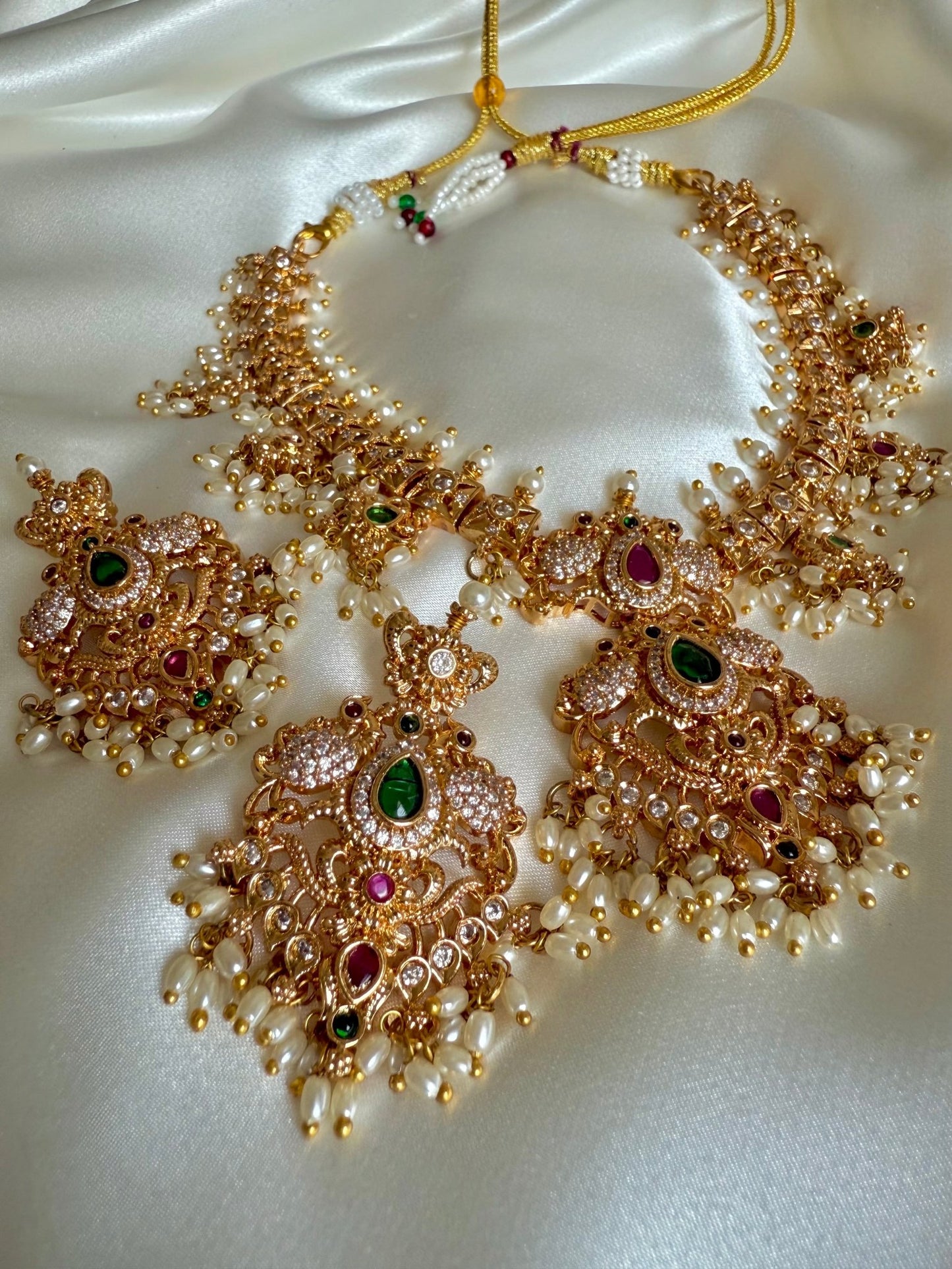 Janvi Set - Dsapphire