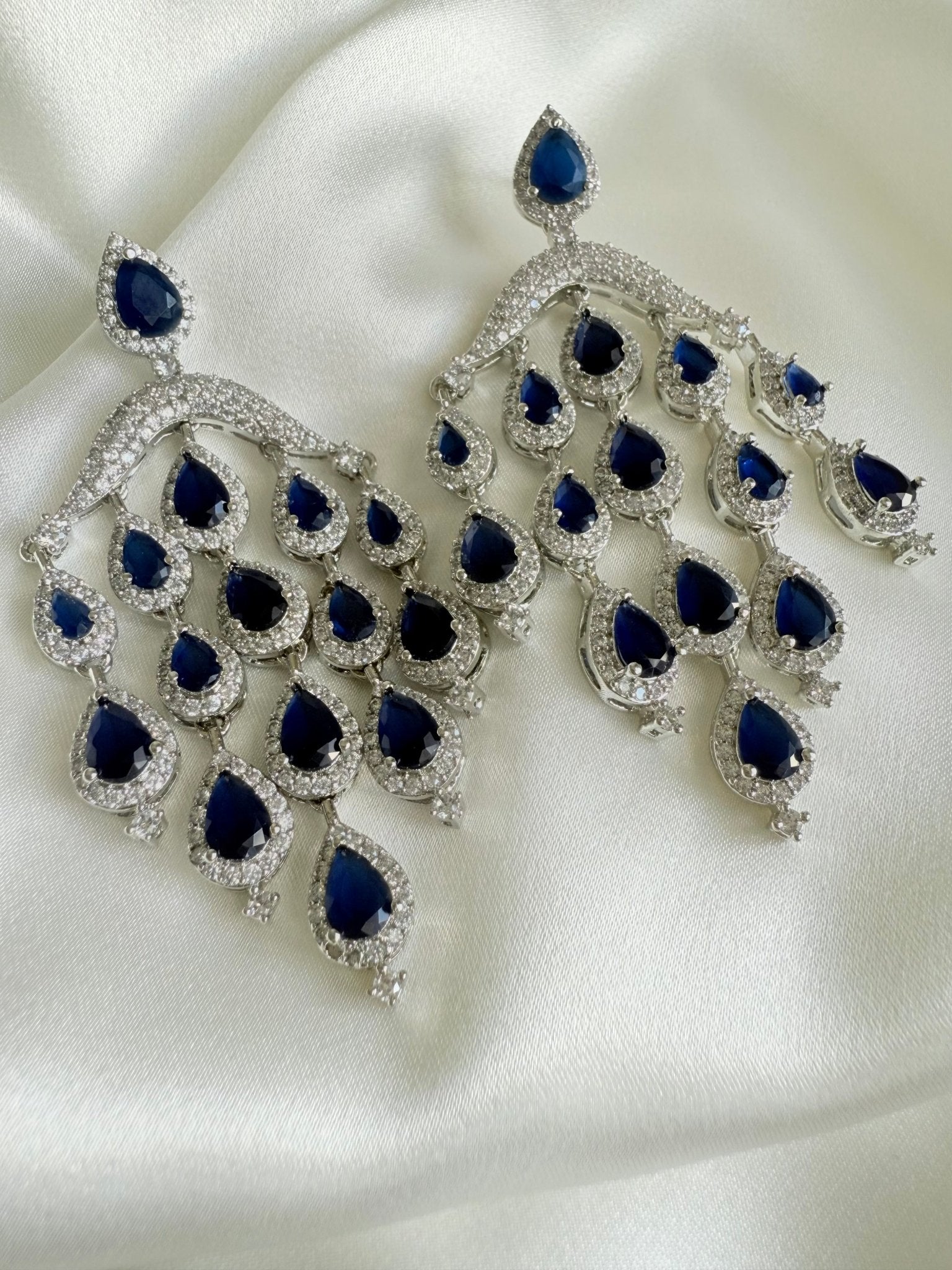 Jasmin Earrings - Dsapphire