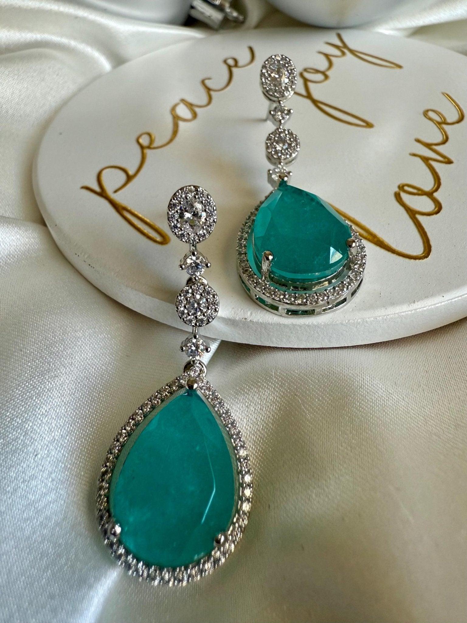 Laura Earrings - Dsapphire