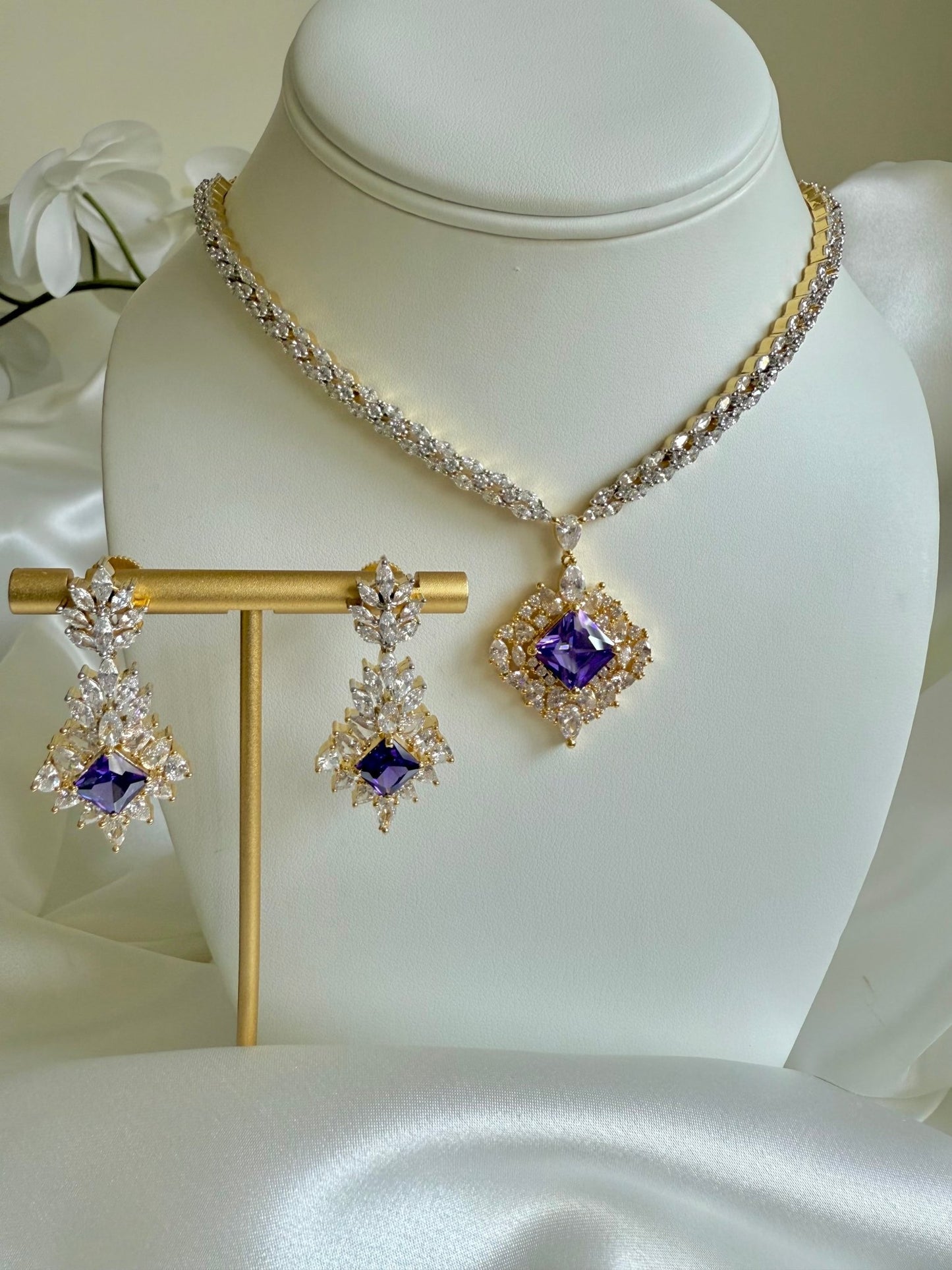 Liza Necklace Set - Dsapphire