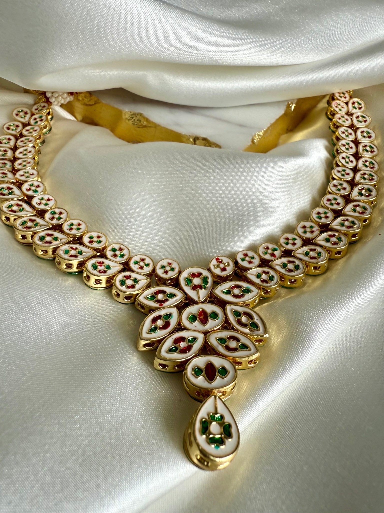 Preet Set - Dsapphire