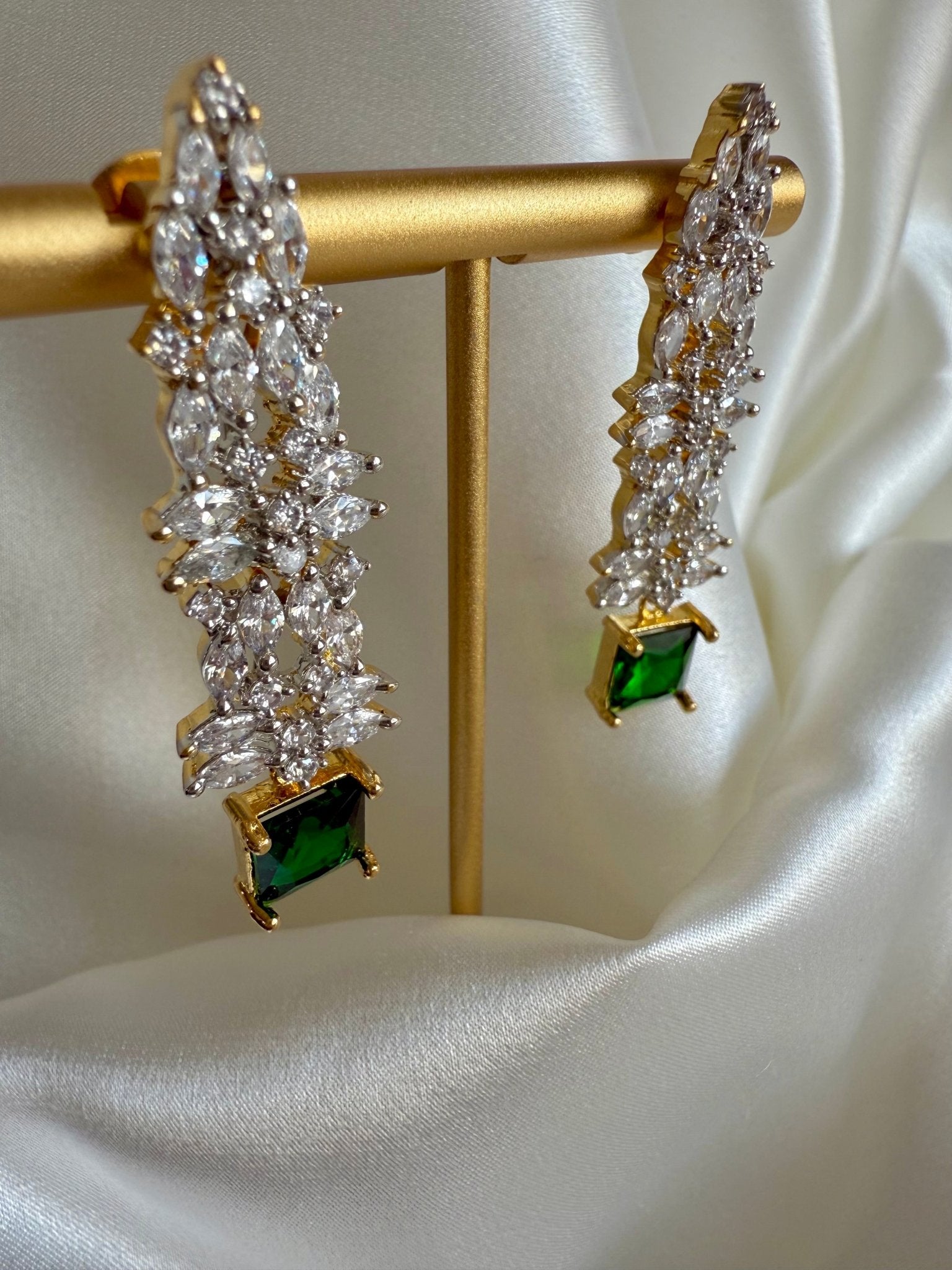 Samaria Necklace Set - Dsapphire