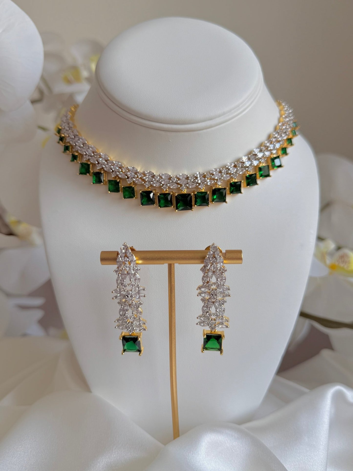 Samaria Necklace Set - Dsapphire