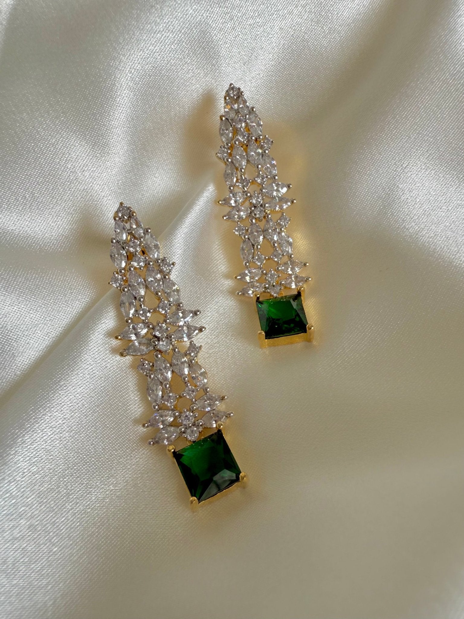 Samaria Necklace Set - Dsapphire