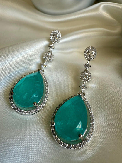 Laura Earrings - Dsapphire