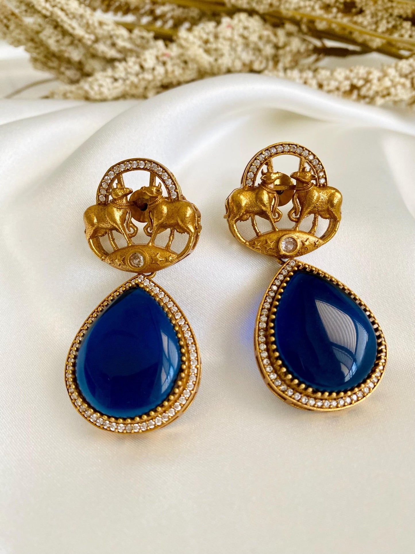 Statement Earrings - Dsapphire